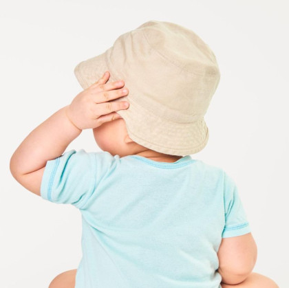 Accessories (Caps, Hats, Bibs)